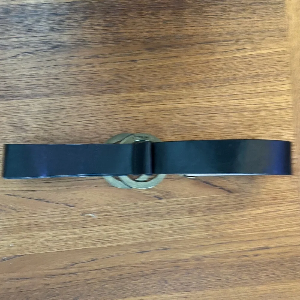 Women’s Chico’s Black Belt with round Patterned Buckle